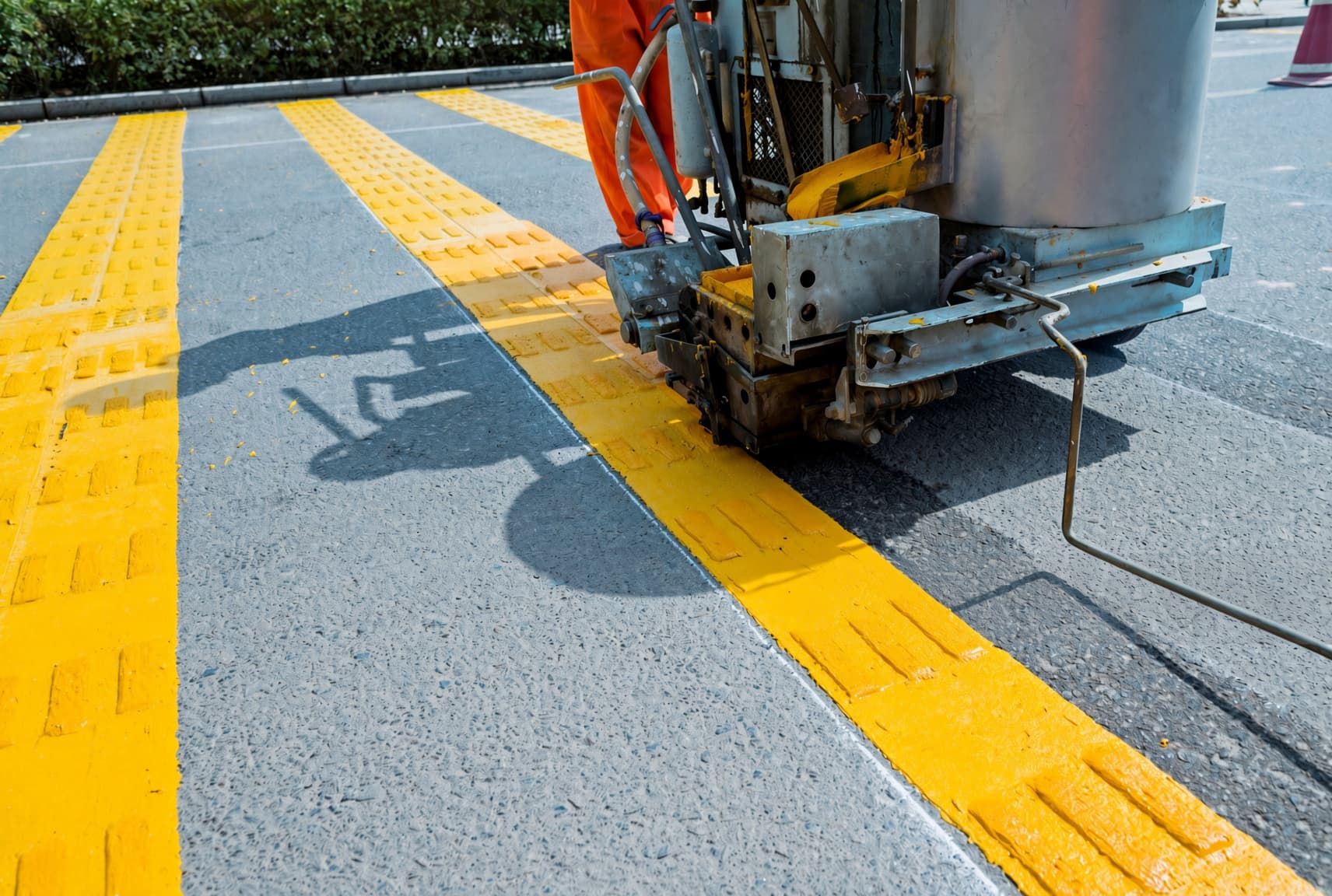 Plano TX paving company crew finishing a commercial parking lot